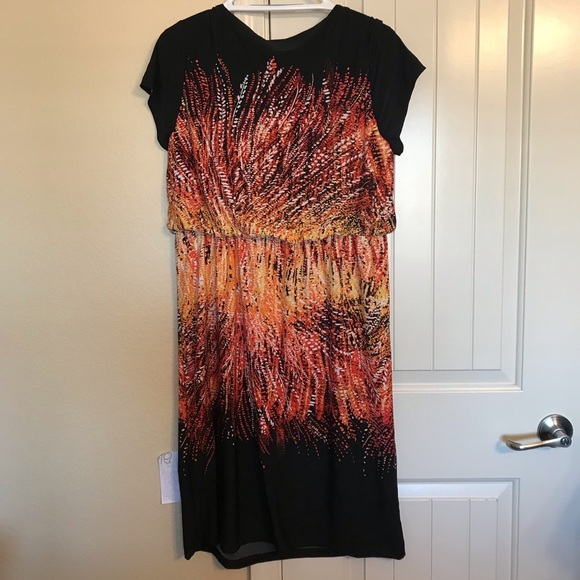 Cato Dress - Picture 2 of 4